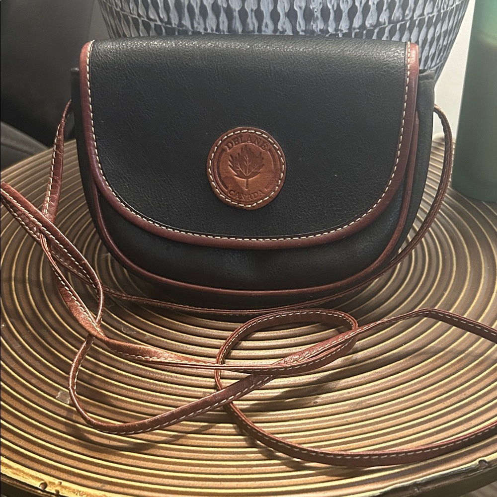 Vintage Delane Canada classic Black and Brown Crossbody Bag